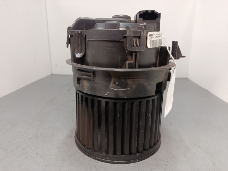 Recambio de motor calefaccion para citroën c3 iii (sx) 1.2 thp 110 referencia OEM IAM T1013140A  