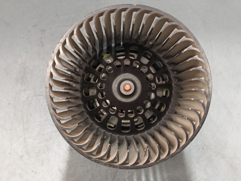 Recambio de motor calefaccion para citroën c3 iii (sx) 1.2 thp 110 referencia OEM IAM T1013140A  