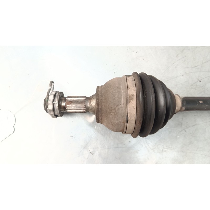 Recambio de transmision delantera derecha para citroën c3 iii (sx) 1.2 thp 110 referencia OEM IAM 9807280380  