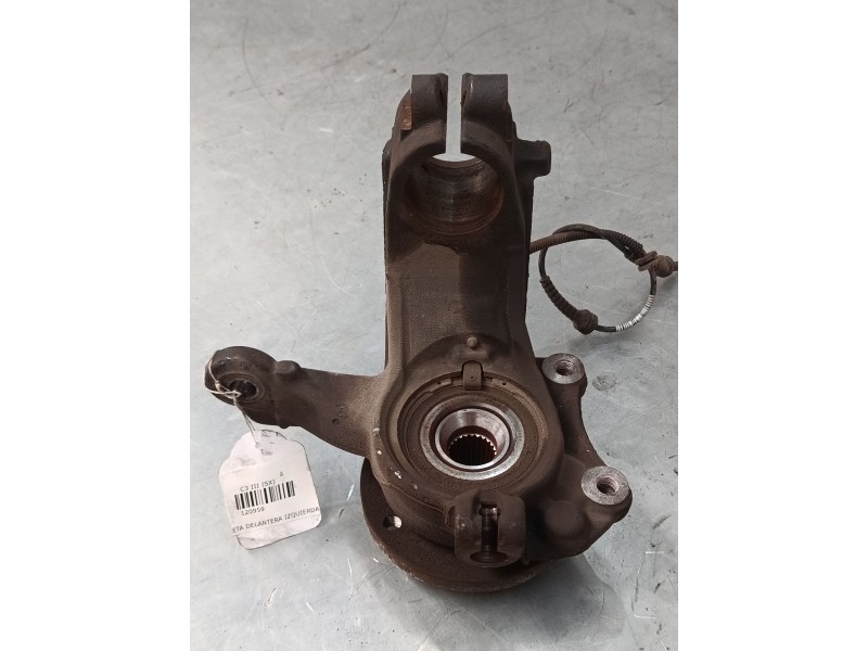 Recambio de mangueta delantera izquierda para citroën c3 iii (sx) 1.2 thp 110 referencia OEM IAM   