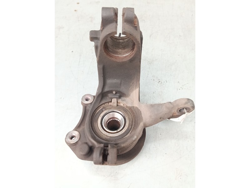 Recambio de mangueta delantera derecha para citroën c3 iii (sx) 1.2 thp 110 referencia OEM IAM   