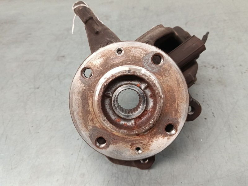Recambio de mangueta delantera derecha para citroën c3 iii (sx) 1.2 thp 110 referencia OEM IAM   