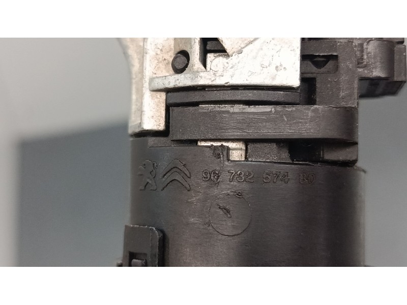 Recambio de clausor para citroën c3 iii (sx) 1.2 thp 110 referencia OEM IAM 36454600  