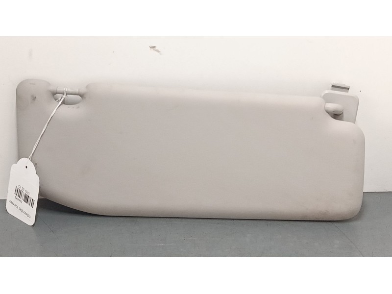 Recambio de parasol izquierdo para citroën c3 iii (sx) 1.2 thp 110 referencia OEM IAM 96738898BJ  