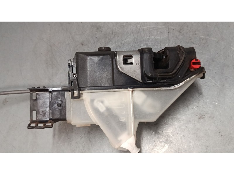 Recambio de cerradura puerta trasera izquierda para citroën c3 iii (sx) 1.2 thp 110 referencia OEM IAM 123985 9812398580 