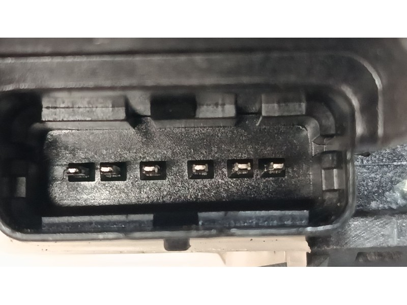Recambio de cerradura puerta trasera izquierda para citroën c3 iii (sx) 1.2 thp 110 referencia OEM IAM 123985 9812398580 