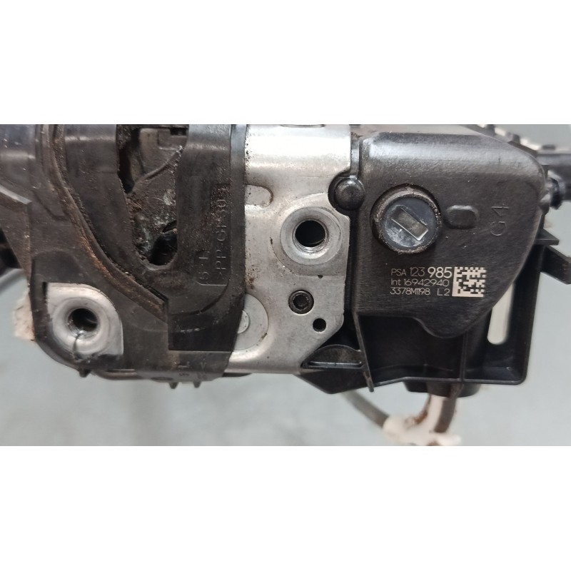 Recambio de cerradura puerta trasera izquierda para citroën c3 iii (sx) 1.2 thp 110 referencia OEM IAM 123985 9812398580 