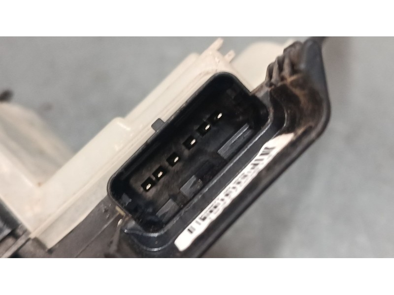 Recambio de cerradura puerta trasera derecha para citroën c3 iii (sx) 1.2 thp 110 referencia OEM IAM 123984 9812398480 