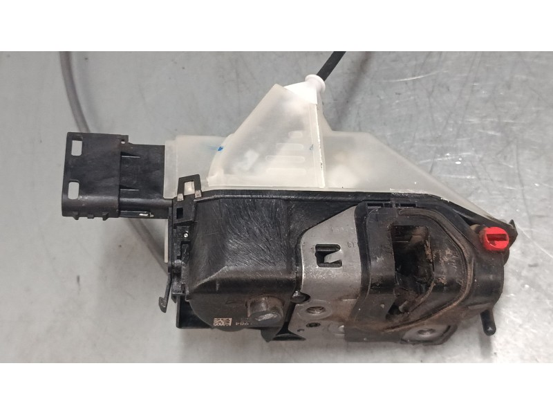 Recambio de cerradura puerta trasera derecha para citroën c3 iii (sx) 1.2 thp 110 referencia OEM IAM 123984 9812398480 
