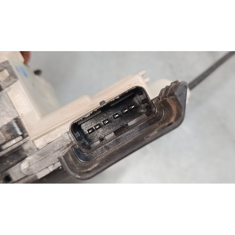 Recambio de cerradura puerta delantera derecha para citroën c3 iii (sx) 1.2 thp 110 referencia OEM IAM PSA123980 9812398080 