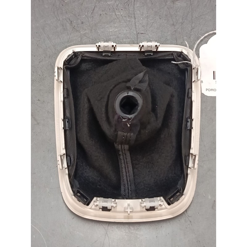 Recambio de pomo palanca cambio para citroën c3 iii (sx) 1.2 thp 110 referencia OEM IAM 98125498DX  