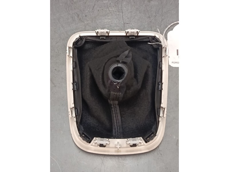 Recambio de pomo palanca cambio para citroën c3 iii (sx) 1.2 thp 110 referencia OEM IAM 98125498DX  