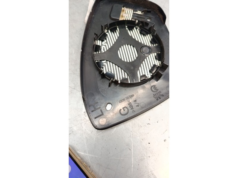 Recambio de cristal retrovisor izquierdo para citroën c3 iii (sx) 1.2 thp 110 referencia OEM IAM 232634089  