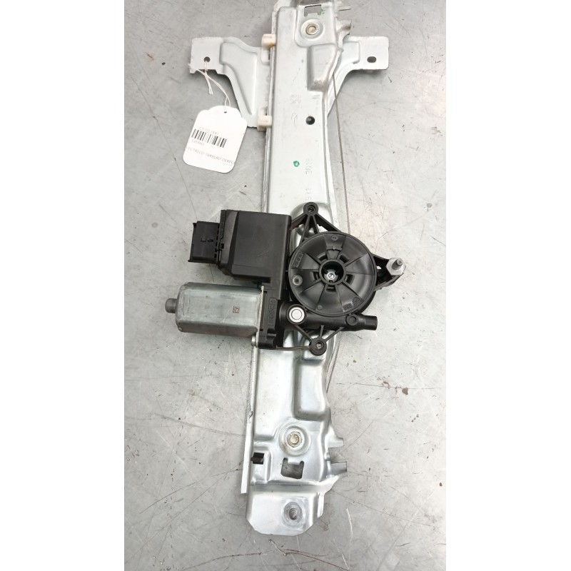 Recambio de elevalunas electrico trasero derecho para citroën c3 iii (sx) 1.2 thp 110 referencia OEM IAM 9813092080  