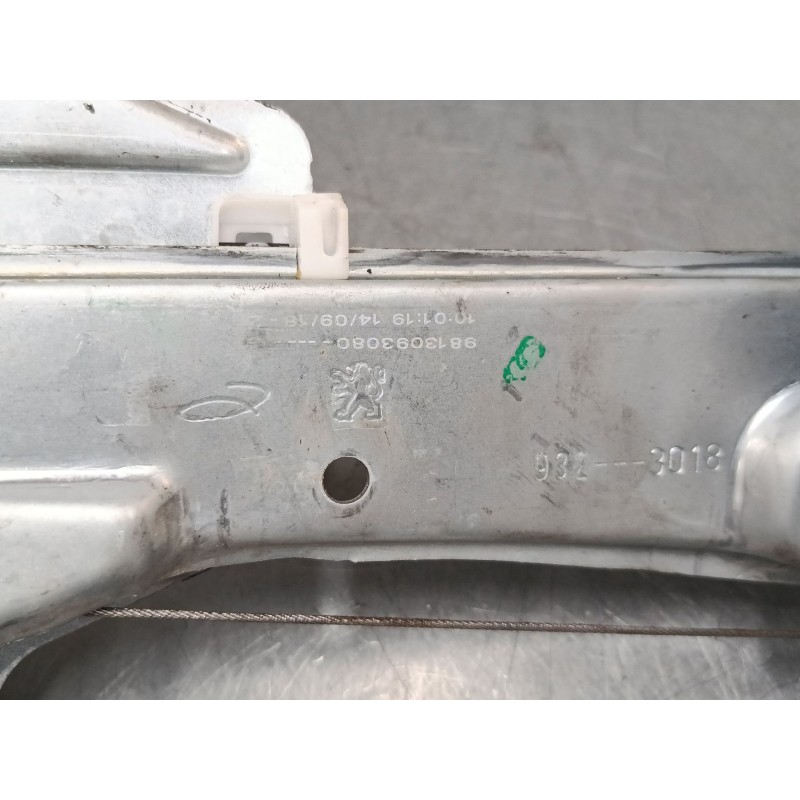Recambio de elevalunas electrico trasero izquierdo para citroën c3 iii (sx) 1.2 thp 110 referencia OEM IAM 9813093080  