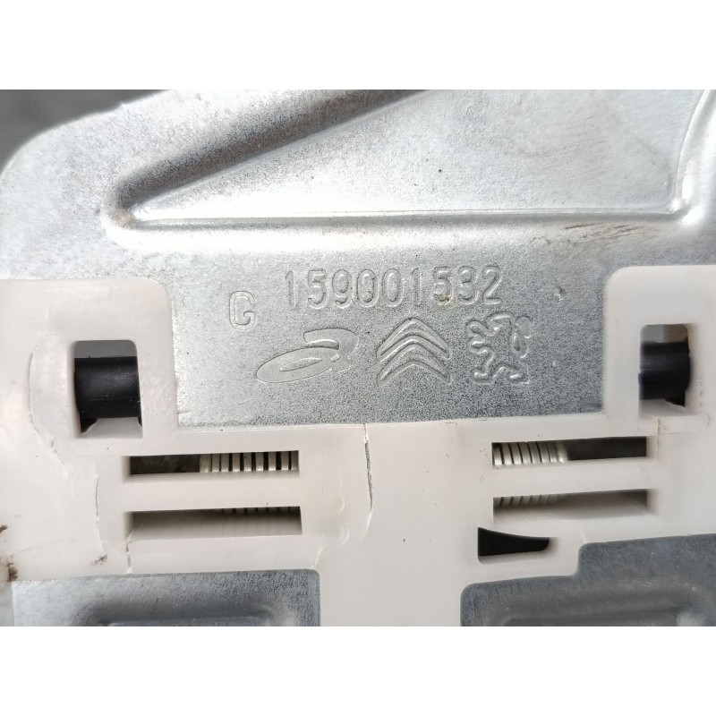 Recambio de elevalunas electrico trasero izquierdo para citroën c3 iii (sx) 1.2 thp 110 referencia OEM IAM 9813093080  