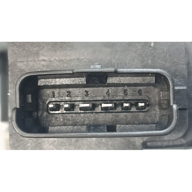 Recambio de elevalunas electrico delantero izquierdo para citroën c3 iii (sx) 1.2 thp 110 referencia OEM IAM 9812081680  