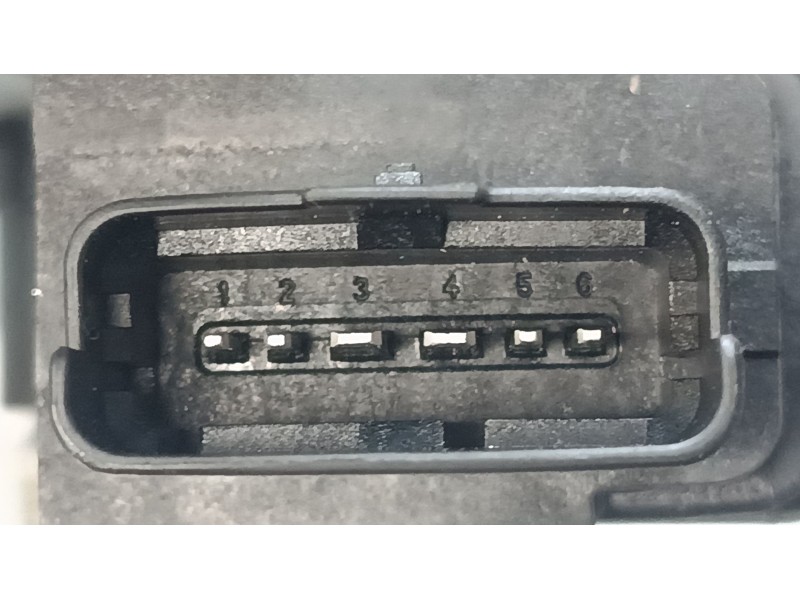 Recambio de elevalunas electrico delantero izquierdo para citroën c3 iii (sx) 1.2 thp 110 referencia OEM IAM 9812081680  
