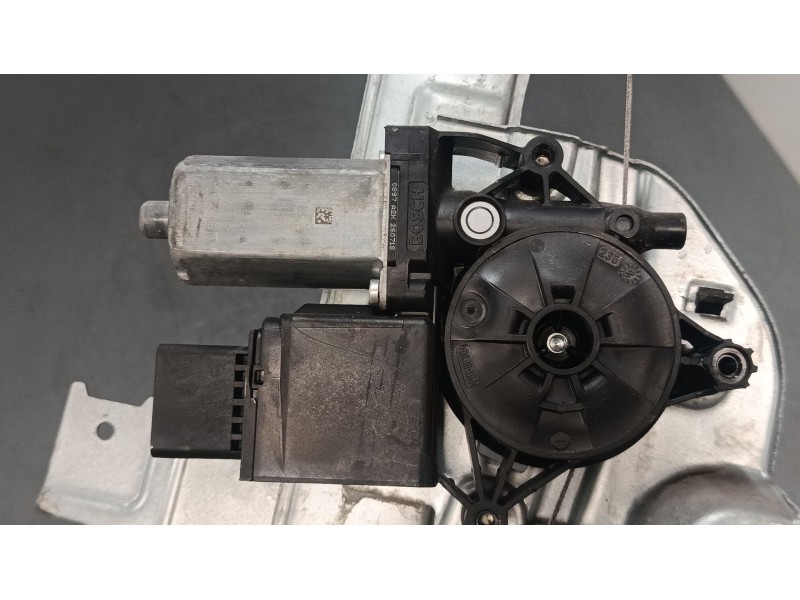 Recambio de elevalunas electrico delantero izquierdo para citroën c3 iii (sx) 1.2 thp 110 referencia OEM IAM 9812081680  