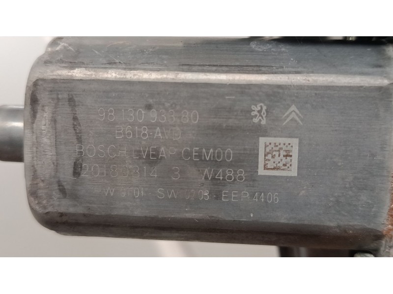 Recambio de elevalunas electrico delantero derecho para citroën c3 iii (sx) 1.2 thp 110 referencia OEM IAM 9812081580  