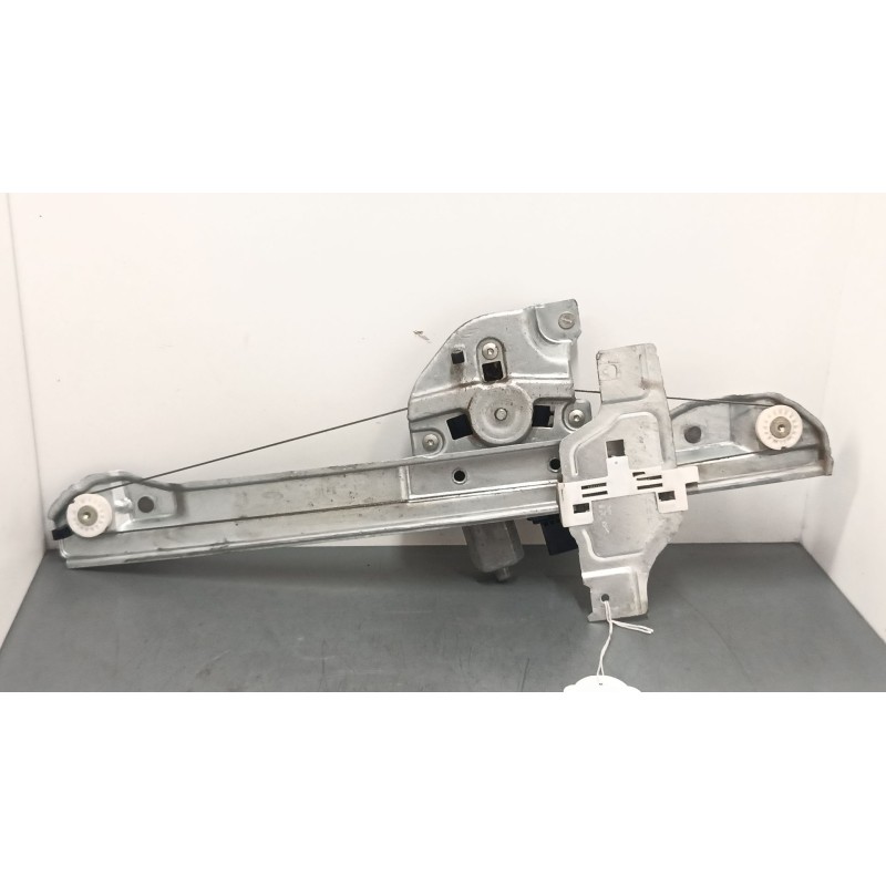 Recambio de elevalunas electrico delantero derecho para citroën c3 iii (sx) 1.2 thp 110 referencia OEM IAM 9812081580  