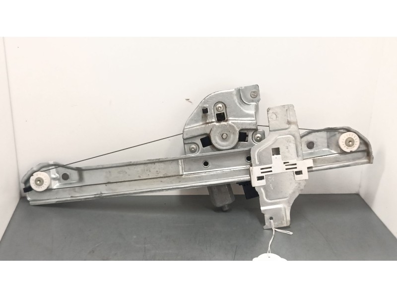 Recambio de elevalunas electrico delantero derecho para citroën c3 iii (sx) 1.2 thp 110 referencia OEM IAM 9812081580  
