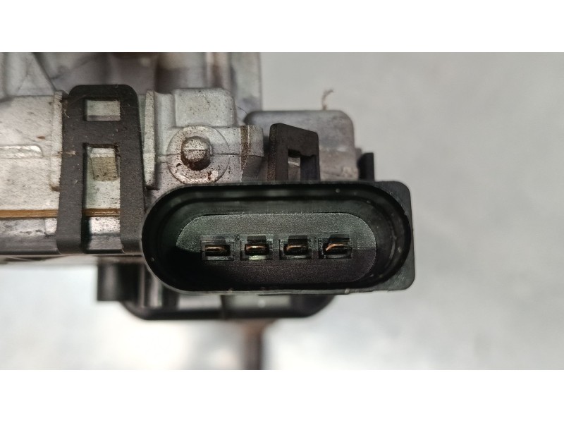 Recambio de motor limpia delantero para citroën c3 iii (sx) 1.2 thp 110 referencia OEM IAM 9815497780  