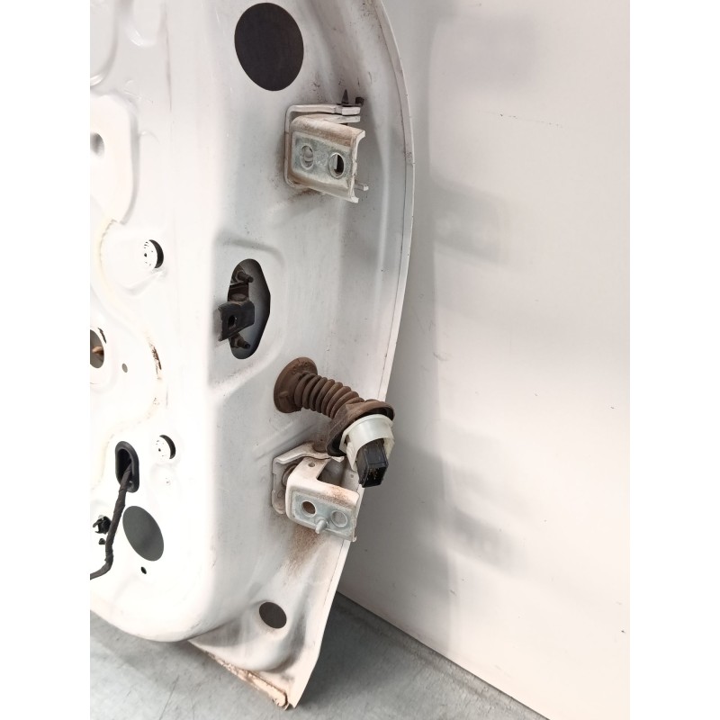 Recambio de puerta trasera izquierda para citroën c3 iii (sx) 1.2 thp 110 referencia OEM IAM 9812716780  