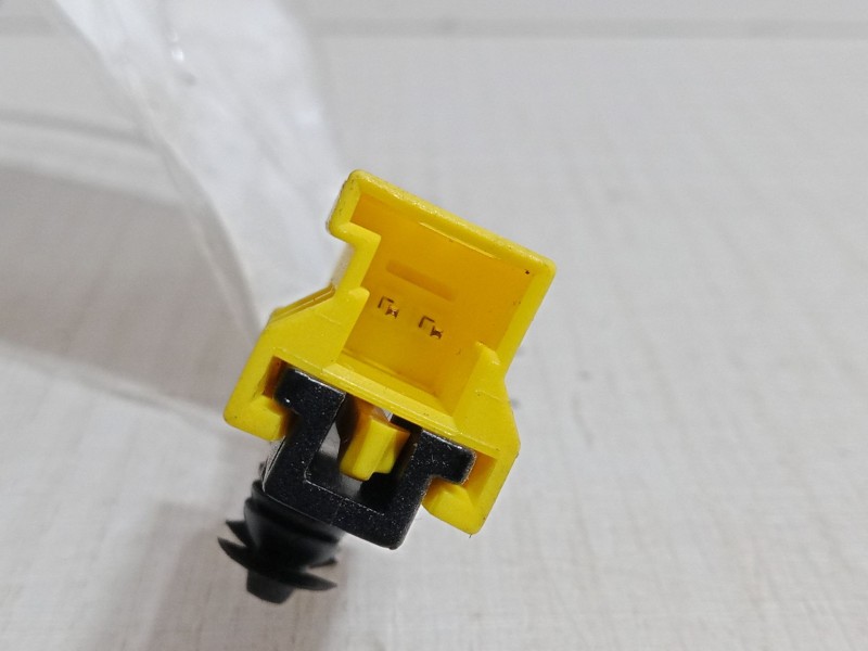 Recambio de anclaje cinturon trasero central para mercedes-benz clase b sports tourer (w245) b 160 (245.231) referencia OEM IAM 