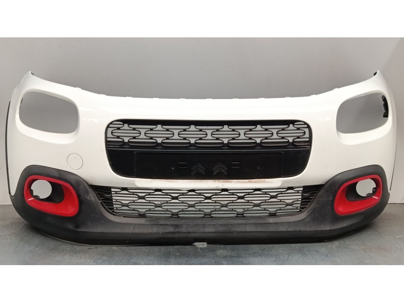 Recambio de paragolpes delantero para citroën c3 iii (sx) 1.2 thp 110 referencia OEM IAM 9813378877  