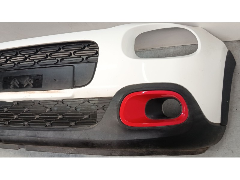Recambio de paragolpes delantero para citroën c3 iii (sx) 1.2 thp 110 referencia OEM IAM 9813378877  
