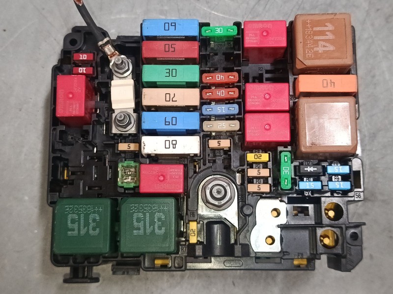 Recambio de bsm para citroën c3 iii (sx) 1.2 thp 110 referencia OEM IAM 9804848480  