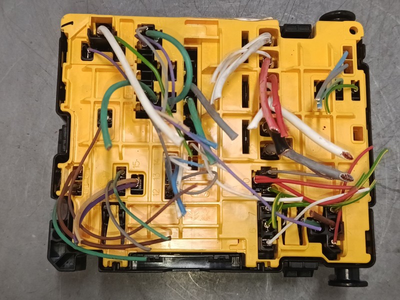 Recambio de bsm para citroën c3 iii (sx) 1.2 thp 110 referencia OEM IAM 9804848480  