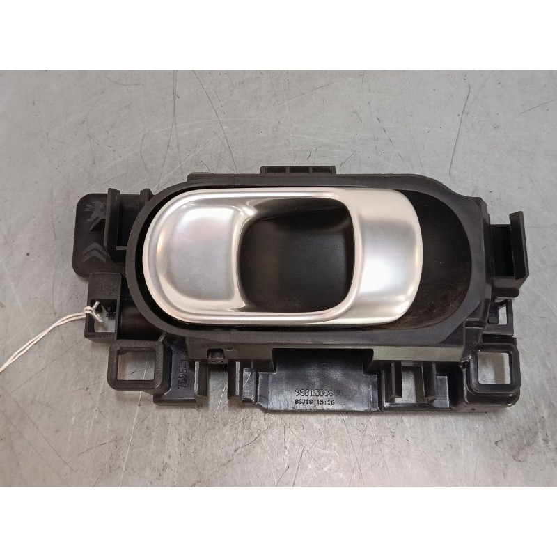 Recambio de maneta interior puerta trasera izquierda para citroën c3 iii (sx) 1.2 thp 110 referencia OEM IAM 98012886  