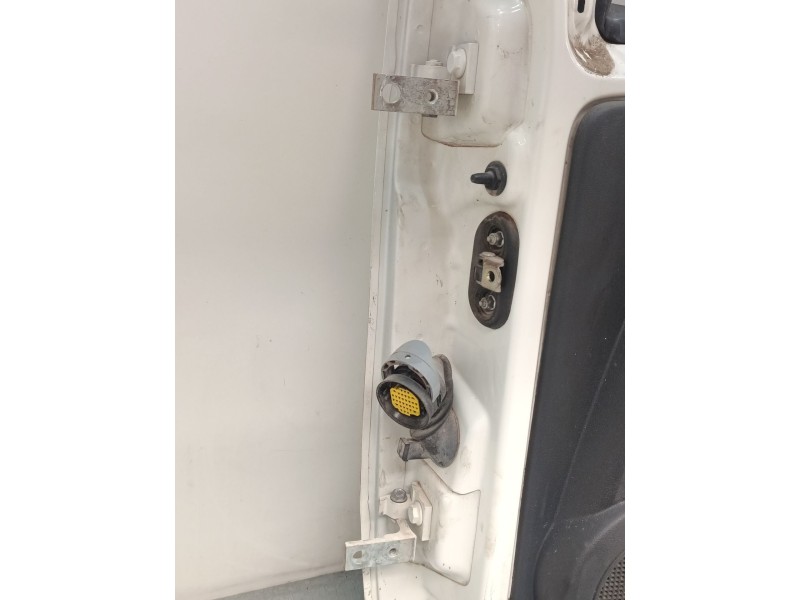 Recambio de puerta delantera derecha para fiat fiorino monospace (225_) 1.3 jtd multijet (225bxb1a, 225bxb11) referencia OEM IAM