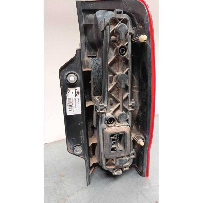 Recambio de piloto trasero izquierdo para fiat fiorino monospace (225_) 1.3 jtd multijet (225bxb1a, 225bxb11) referencia OEM IAM