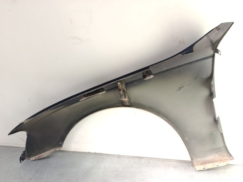 Recambio de aleta delantera derecha para audi a4 b8 (8k2) 1.8 tfsi referencia OEM IAM 8K0807105A  