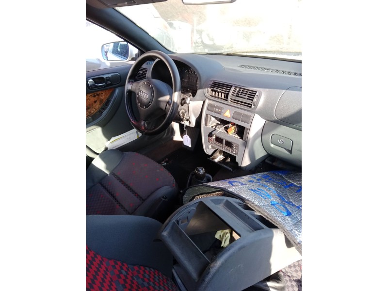 audi a3 (8l1) del año 1997