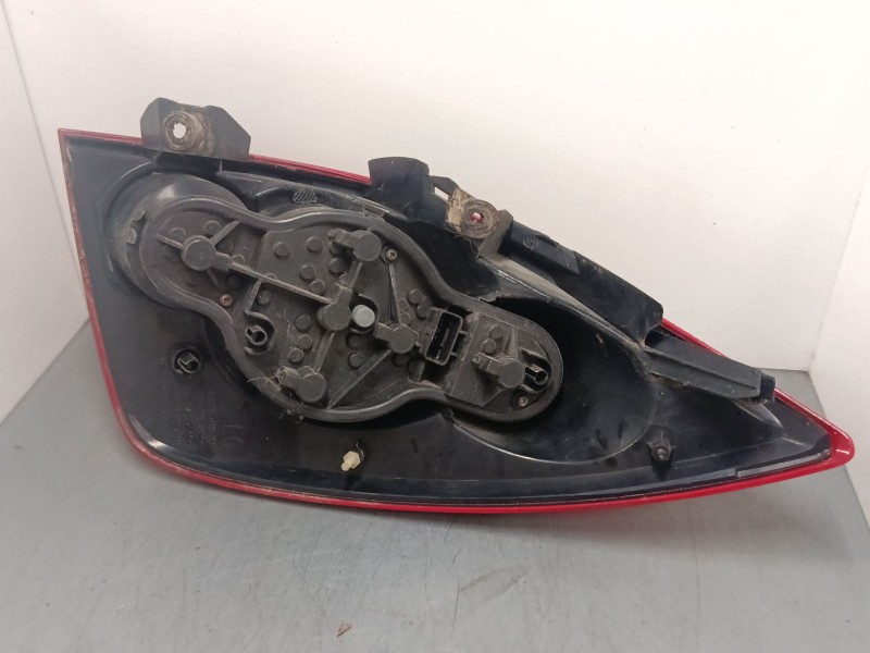 Recambio de piloto trasero izquierdo para nissan primera hatchback (p12) 1.6 referencia OEM IAM   