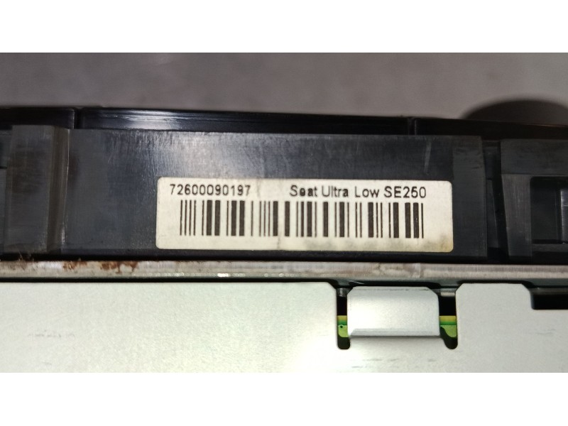 Recambio de radio cd para seat ibiza iv sc (6j1, 6p5) 1.9 tdi referencia OEM IAM W06J0035153B  