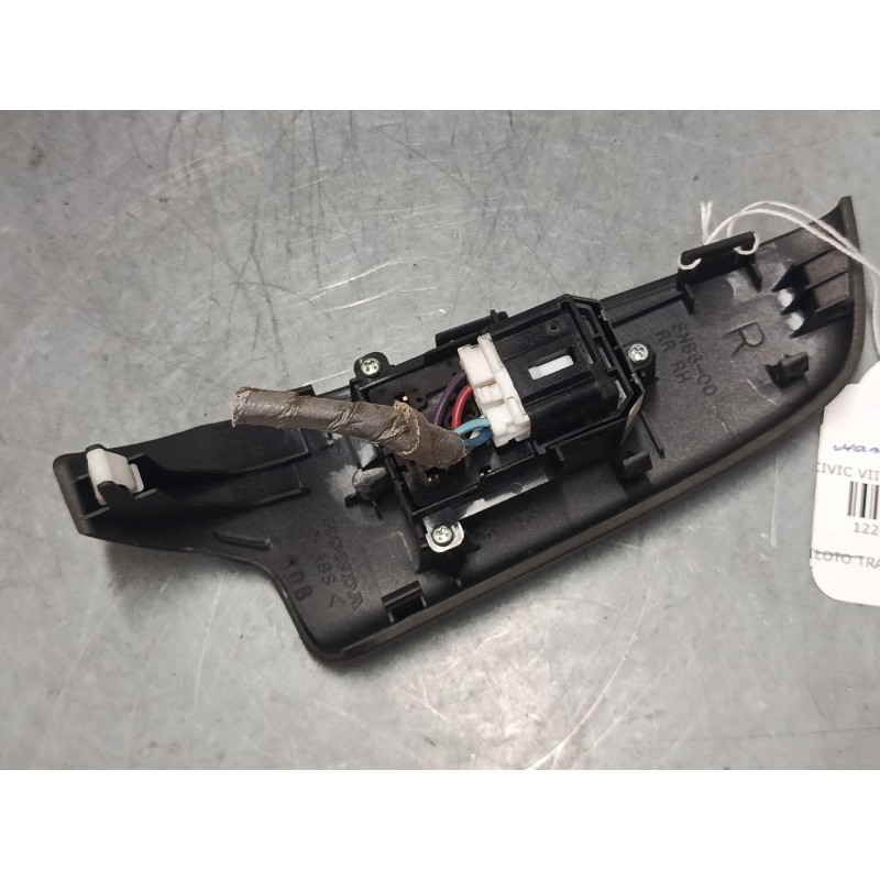 Recambio de mando elevalunas trasero derecho para honda civic viii sedán (fd, fa) 1.3 ima (fa3, fd3) referencia OEM IAM   