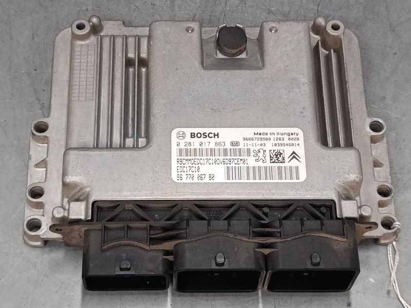 Recambio de centralita motor uce para peugeot partner tepee 1.6 hdi / bluehdi 75 referencia OEM IAM 9677006780 0281017863 