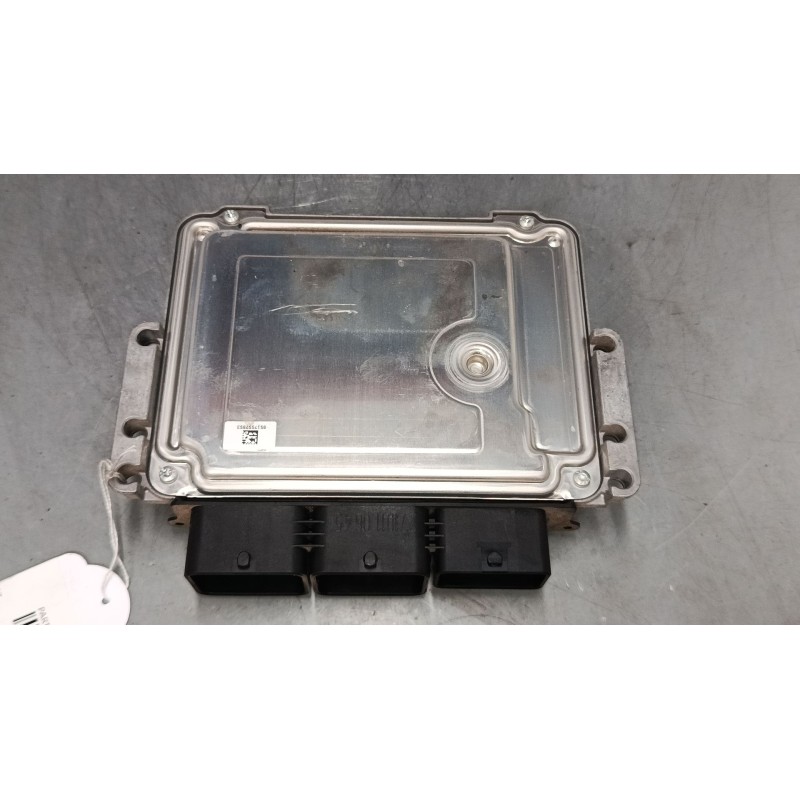 Recambio de centralita motor uce para peugeot partner tepee 1.6 hdi / bluehdi 75 referencia OEM IAM 9677006780 0281017863 