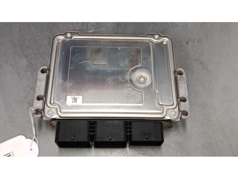 Recambio de centralita motor uce para peugeot partner tepee 1.6 hdi / bluehdi 75 referencia OEM IAM 9677006780 0281017863 