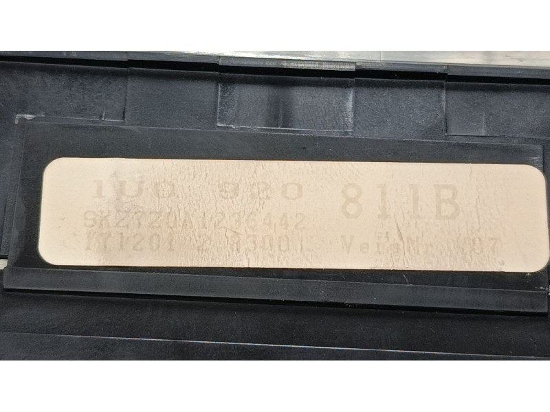 Recambio de cuadro instrumentos para skoda octavia i (1u2) 1.6 referencia OEM IAM 1U0920811B 110080146007 