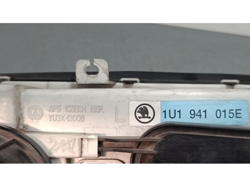 Recambio de faro izquierdo para skoda octavia i (1u2) 1.6 referencia OEM IAM 1U1941015E  