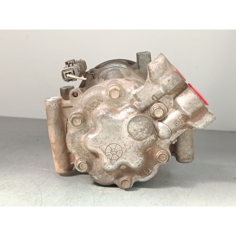 Recambio de compresor aire acondicionado para renault twingo ii (cn0_) 1.2 16v (cn04, cn0a, cn0b) referencia OEM IAM 8200819568A