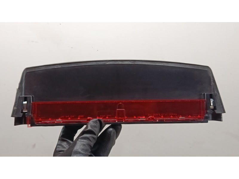 Recambio de luz central de freno para audi a4 b8 (8k2) 1.8 tfsi referencia OEM IAM 8KD945097  