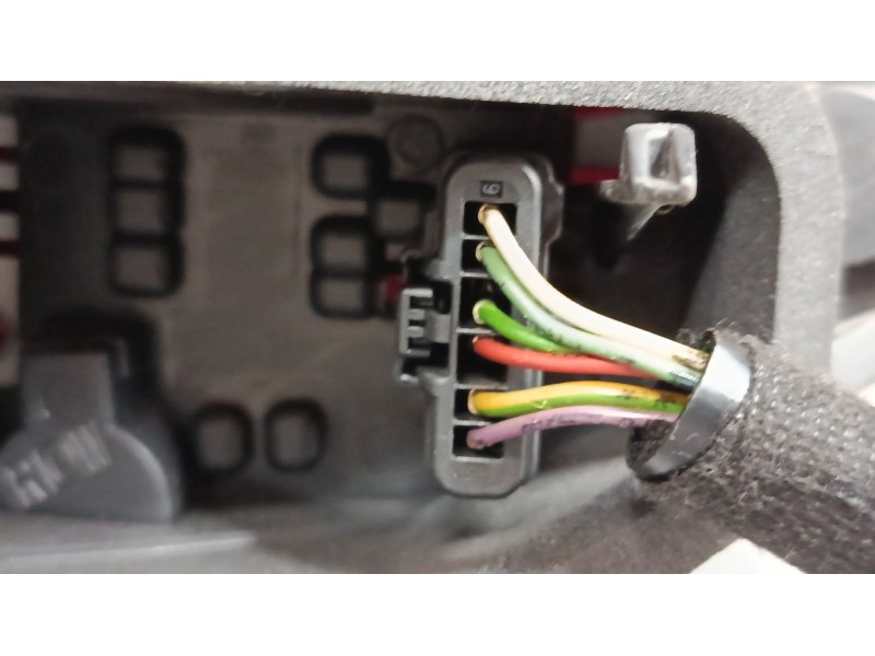 Recambio de piloto trasero derecho para peugeot 207/207+ (wa_, wc_) 1.4 16v referencia OEM IAM 968656598000  