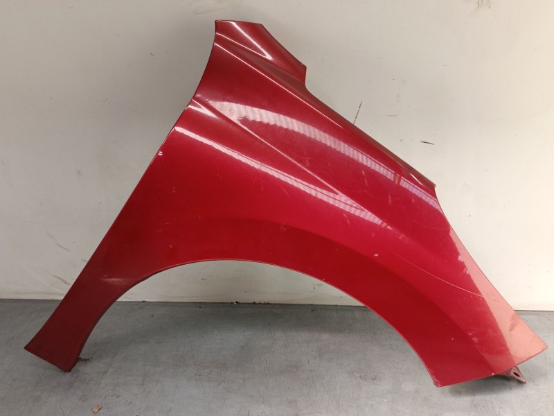 Recambio de aleta delantera derecha para peugeot 207/207+ (wa_, wc_) 1.6 hdi referencia OEM IAM   